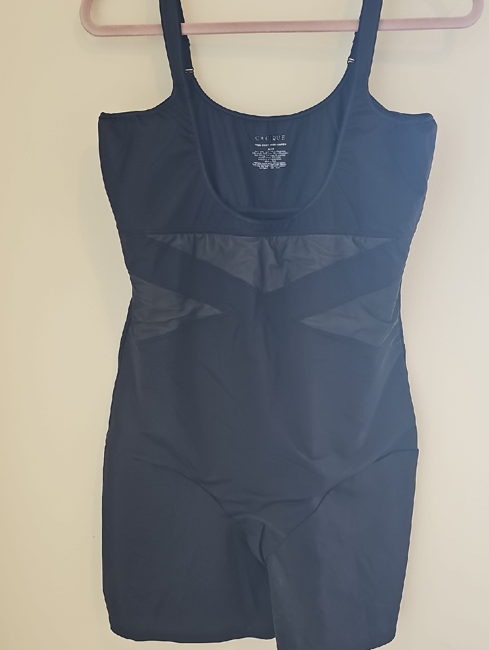 Cacique Black Open-Bust Thigh Shaper. Size 22/24. Great Condition.‎